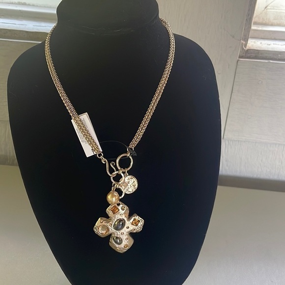 𝅺CHICOS Gold Tone Convertible Medallion Necklace, with Pendant and Charms. NWT - Picture 1 of 8